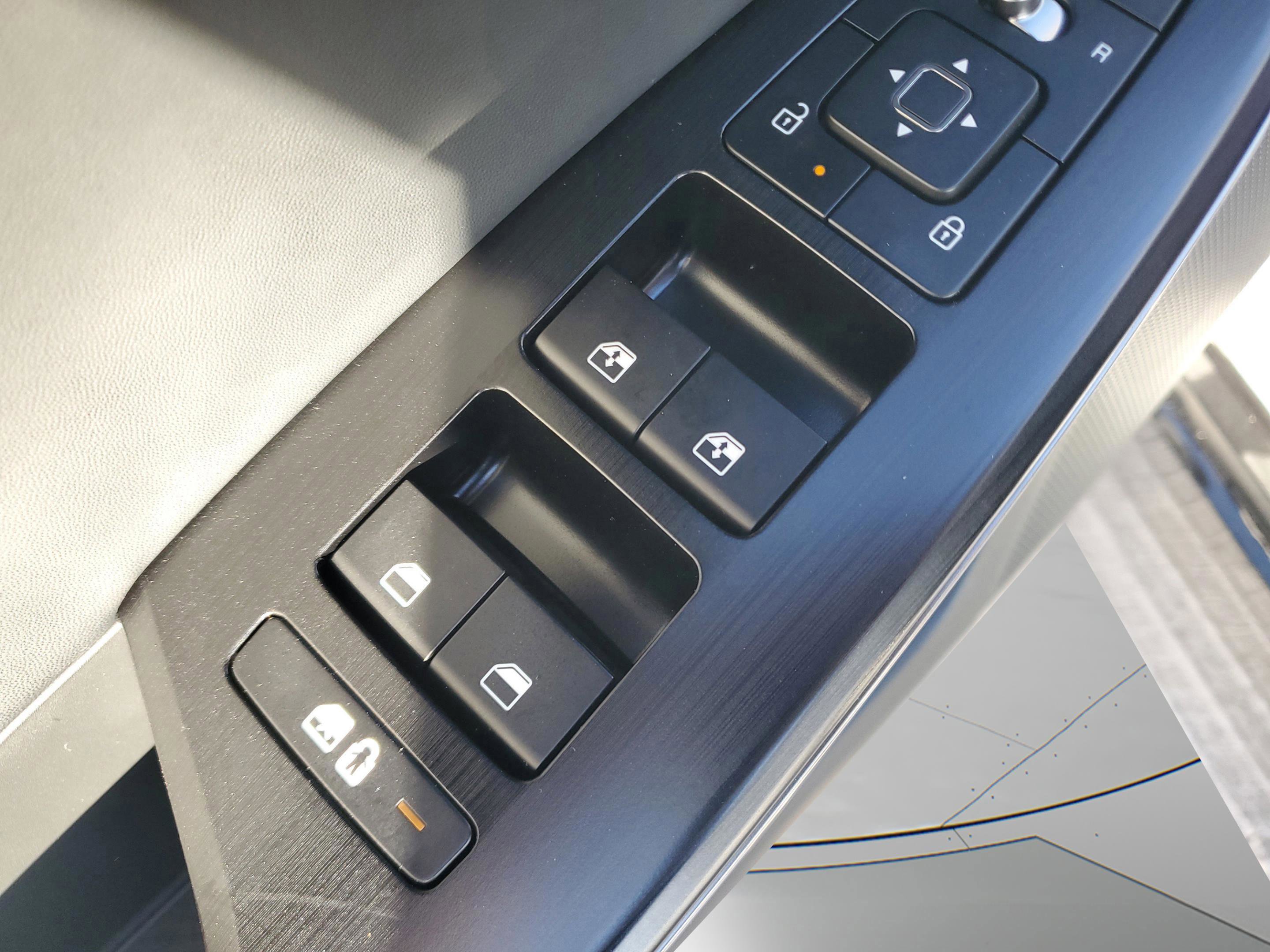 New 2025 Kia EV6 Wind image 11