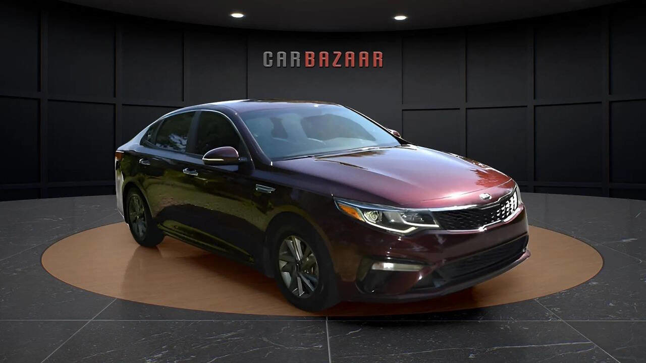 Used 2020 Kia Optima LX image 9