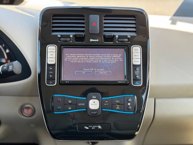Used 2012 Nissan Leaf SL FWD image 35