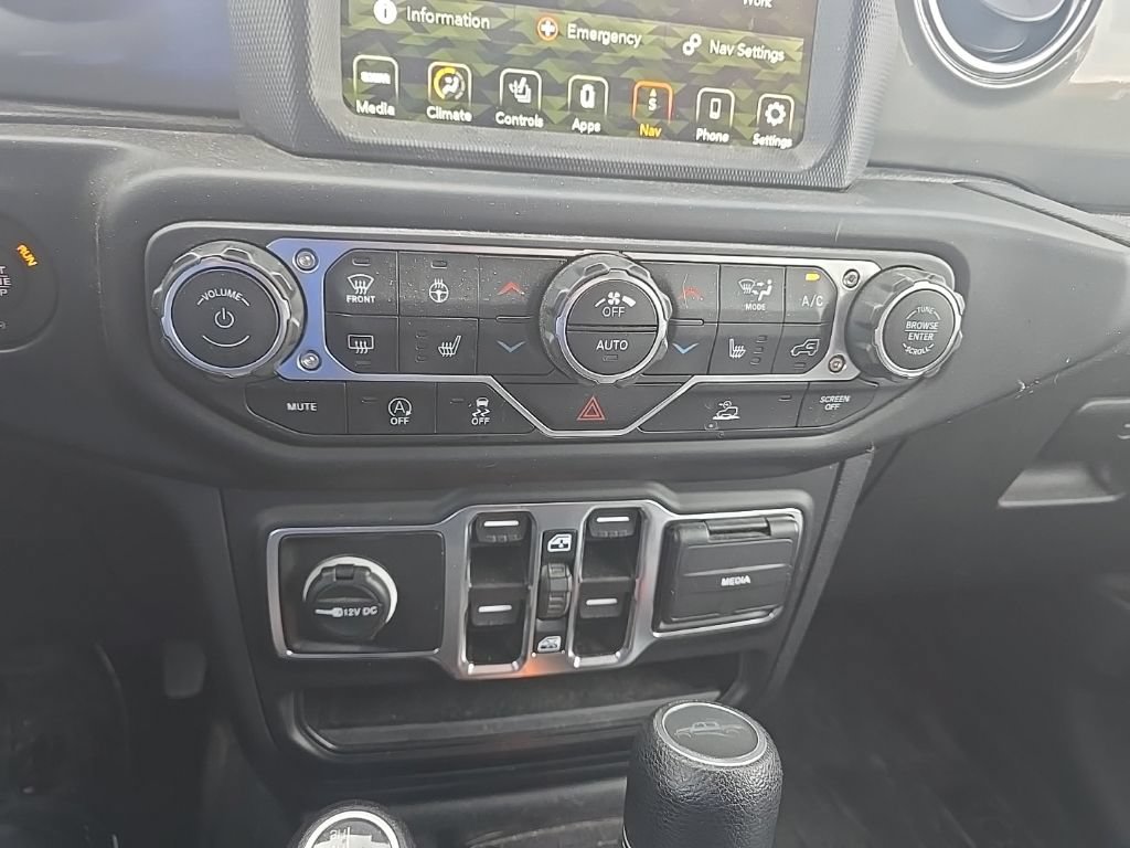 Used 2023 Jeep Gladiator Overland w/ LED Lighting Group AWD/4WD image 20