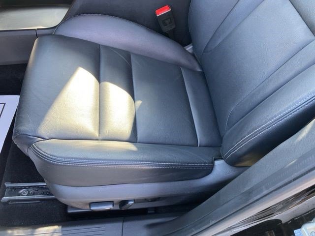 Used 2023 Nissan Rogue SL w/ SL Premium Package image 12