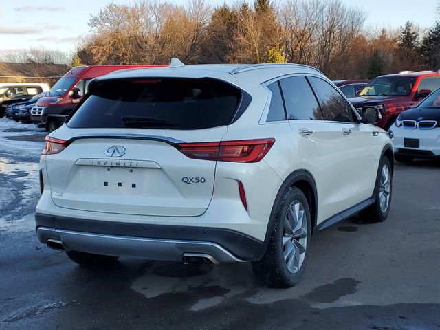 Used 2020 INFINITI QX50 Essential image 4