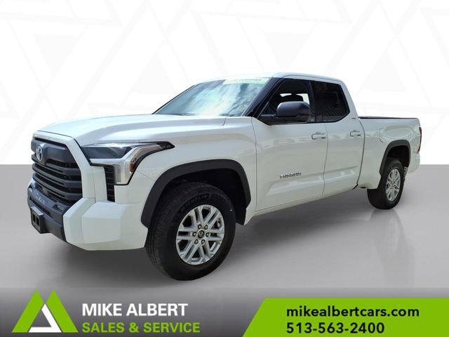 Used 2022 Toyota Tundra SR5 w/ SR5 Premium Package image 3