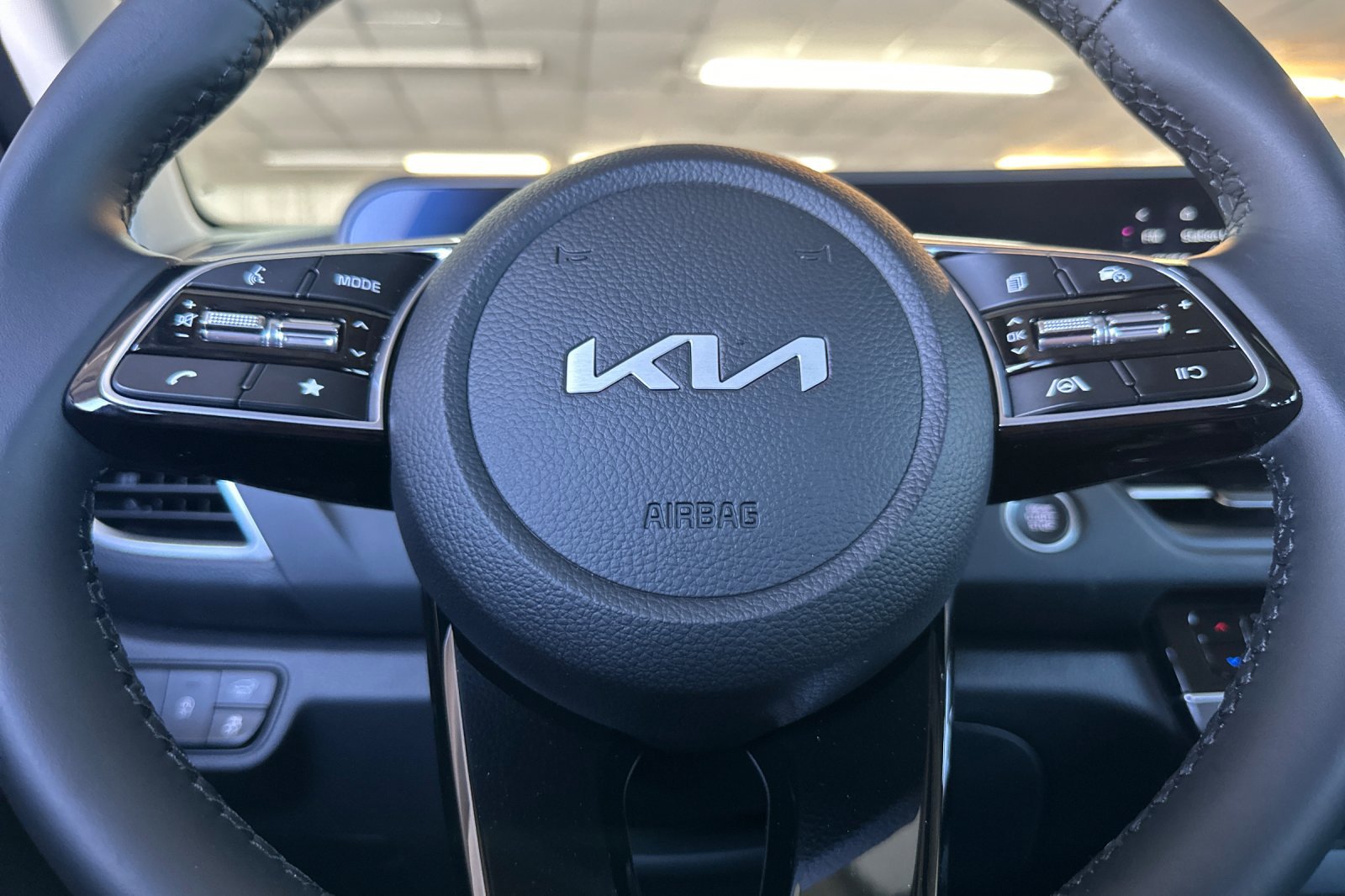 Used 2026 Kia Seltos EX AWD/4WD image 25