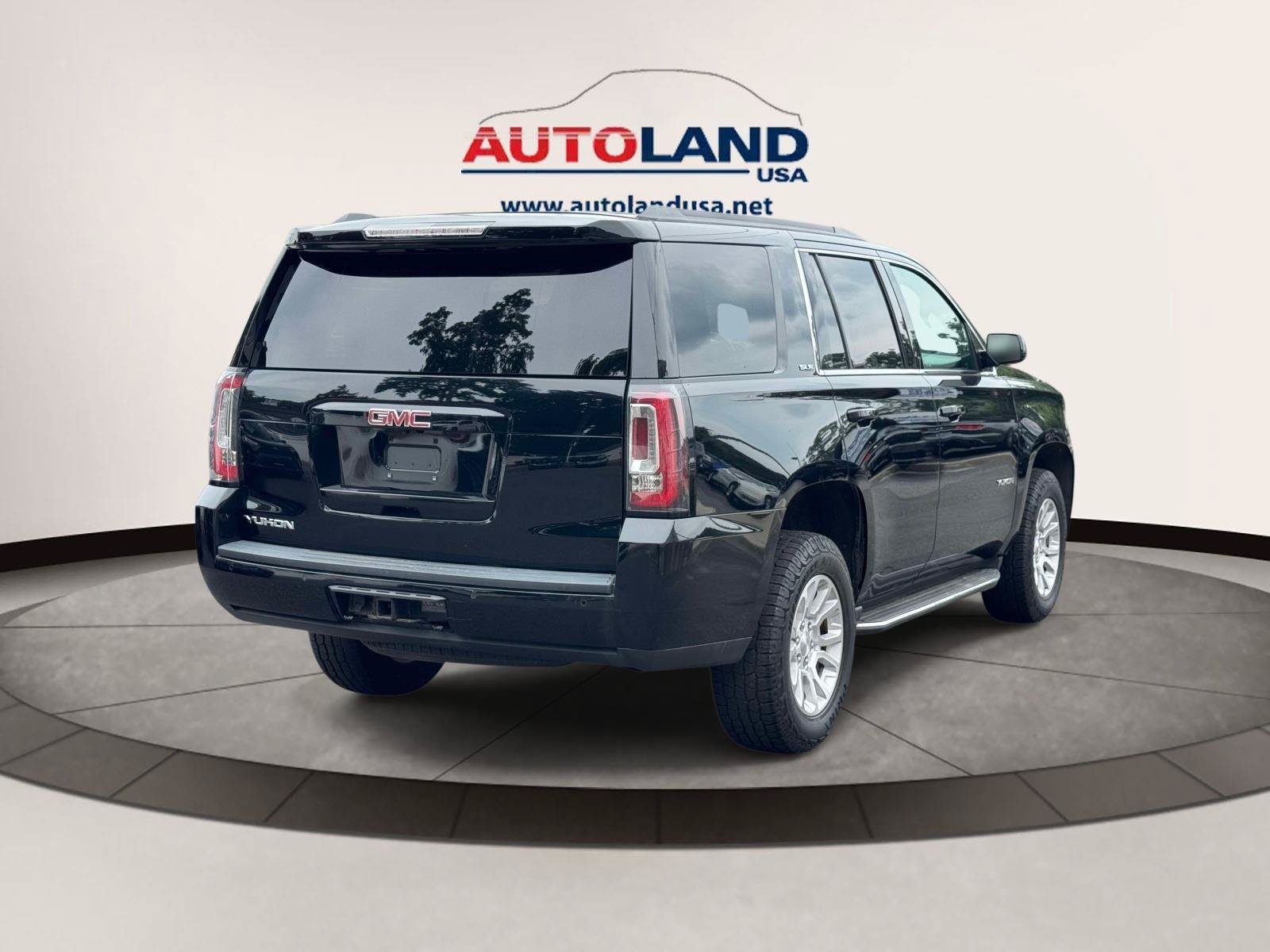 Used 2019 GMC Yukon SLE AWD/4WD image 4