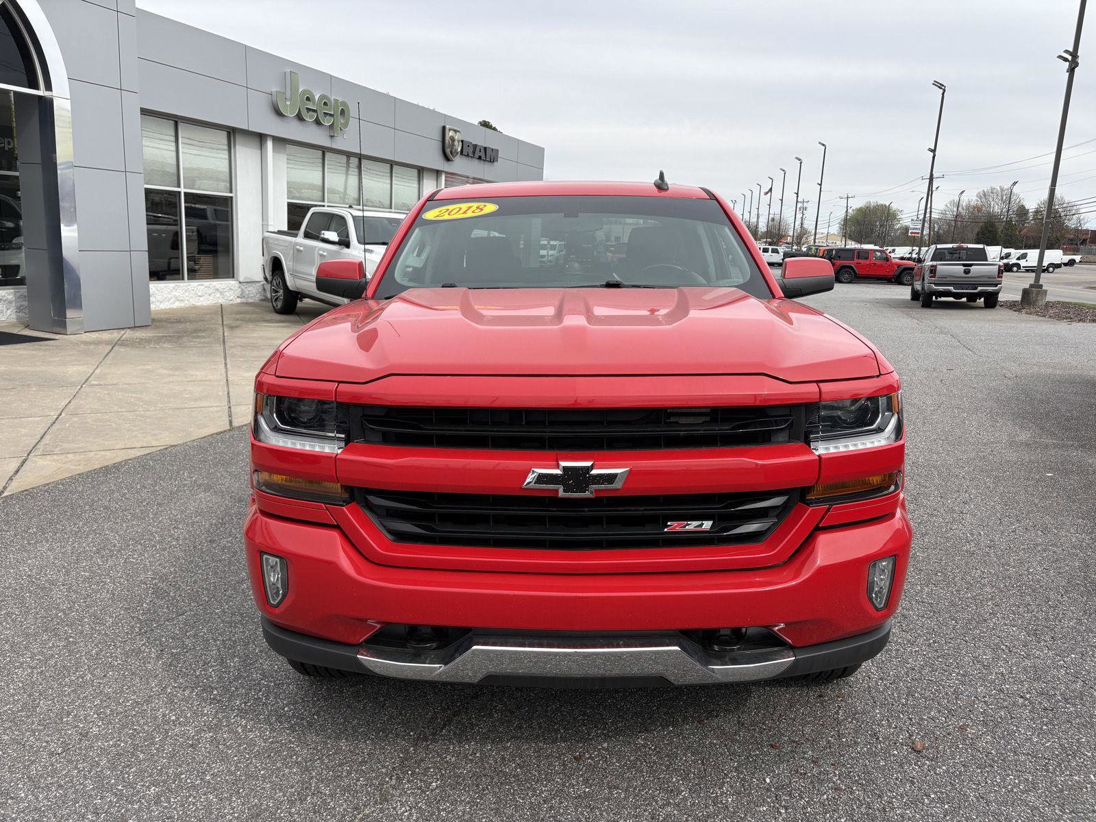 Used 2018 Chevrolet Silverado 1500 LT w/ All Star Edition AWD/4WD image 3