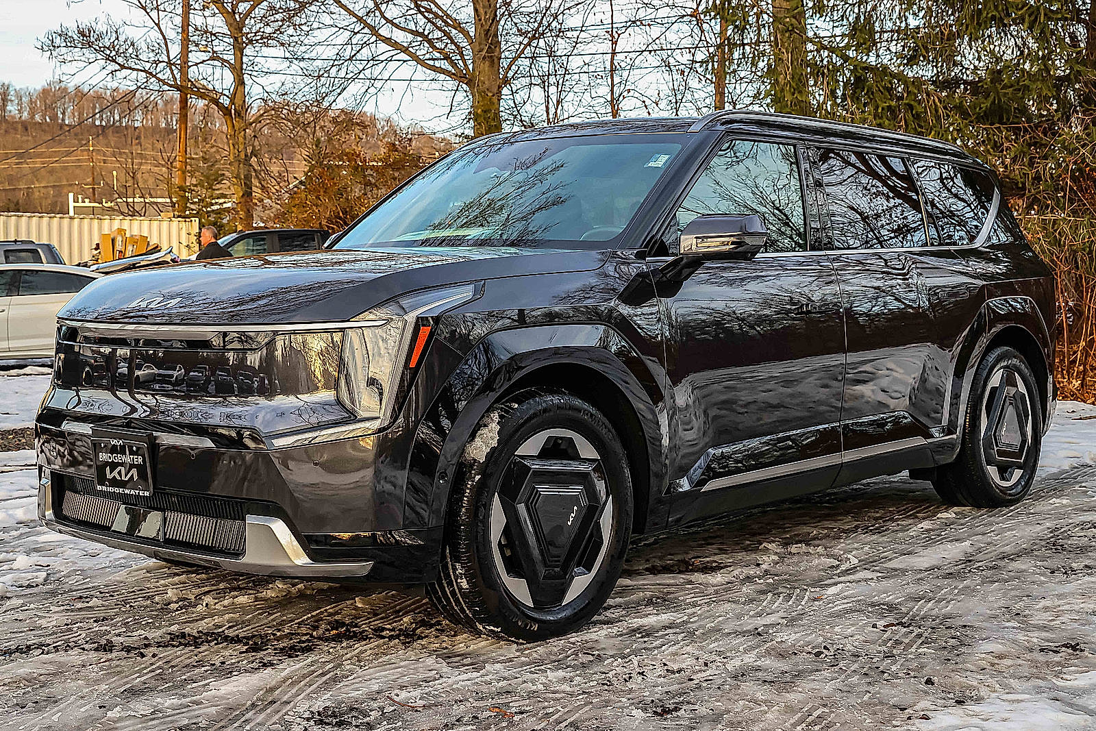 Certified 2024 Kia EV9 Land image 3