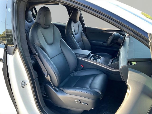 Used 2022 Tesla Model X AWD/4WD image 29