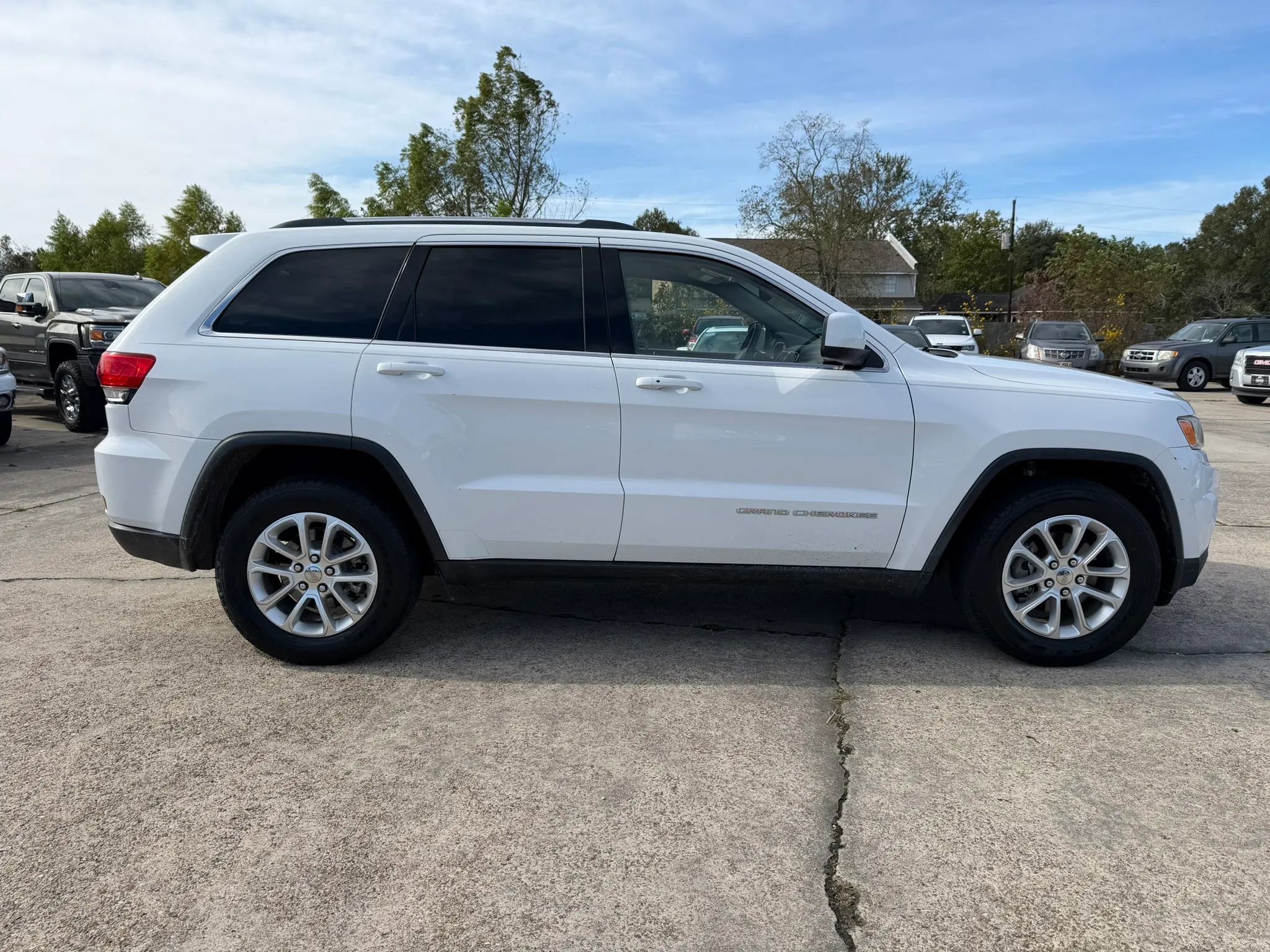 Used 2016 Jeep Grand Cherokee Laredo w/ Quick Order Package 23E RWD image 6