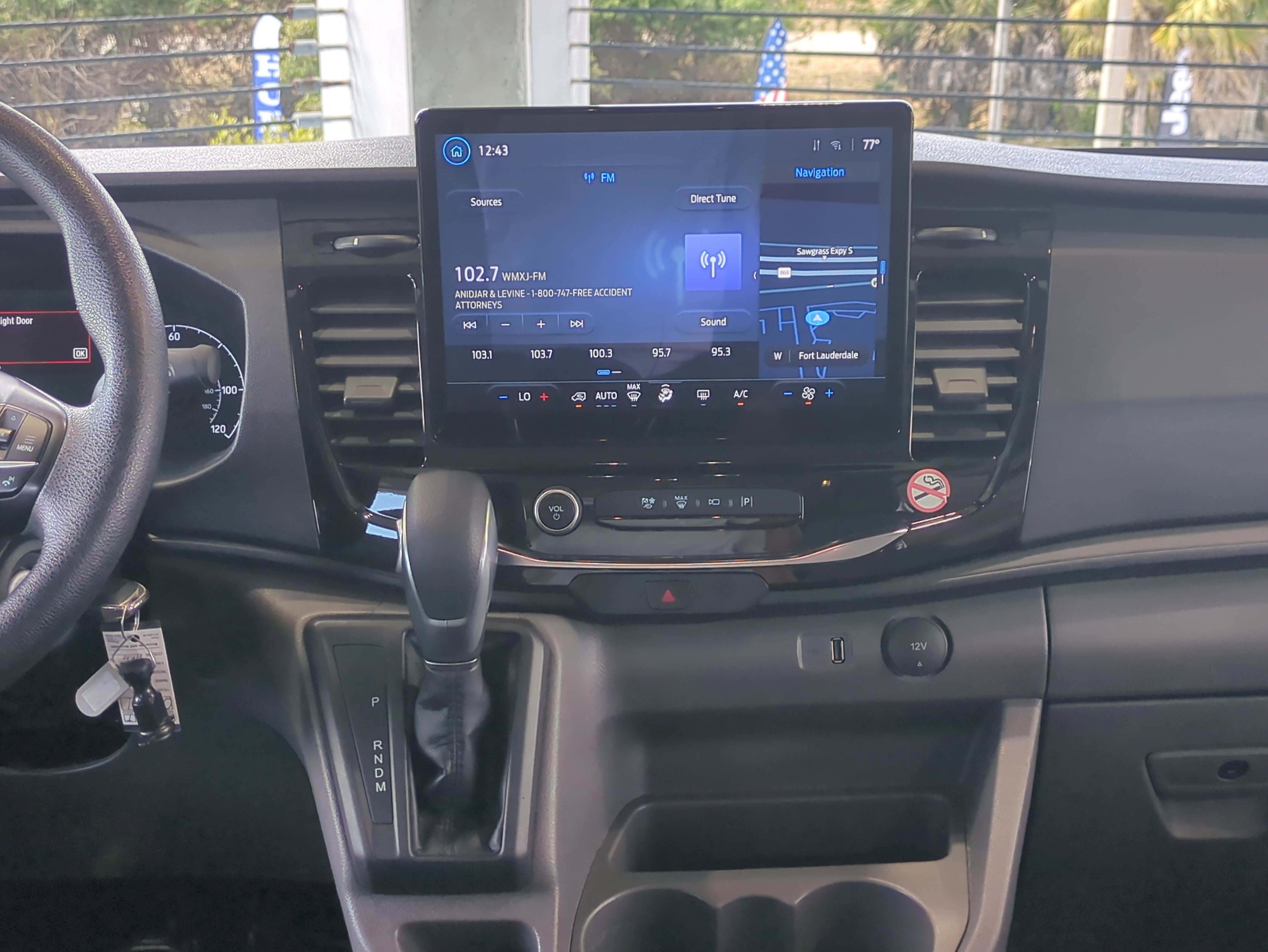 Used 2023 Ford Transit 350 XLT image 18