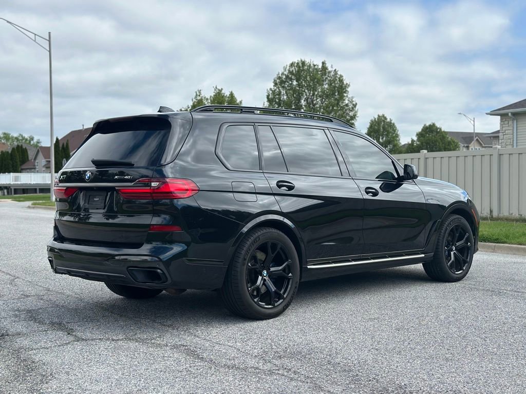 Used 2021 BMW X7 xDrive40i w/ M Sport Package AWD/4WD image 7