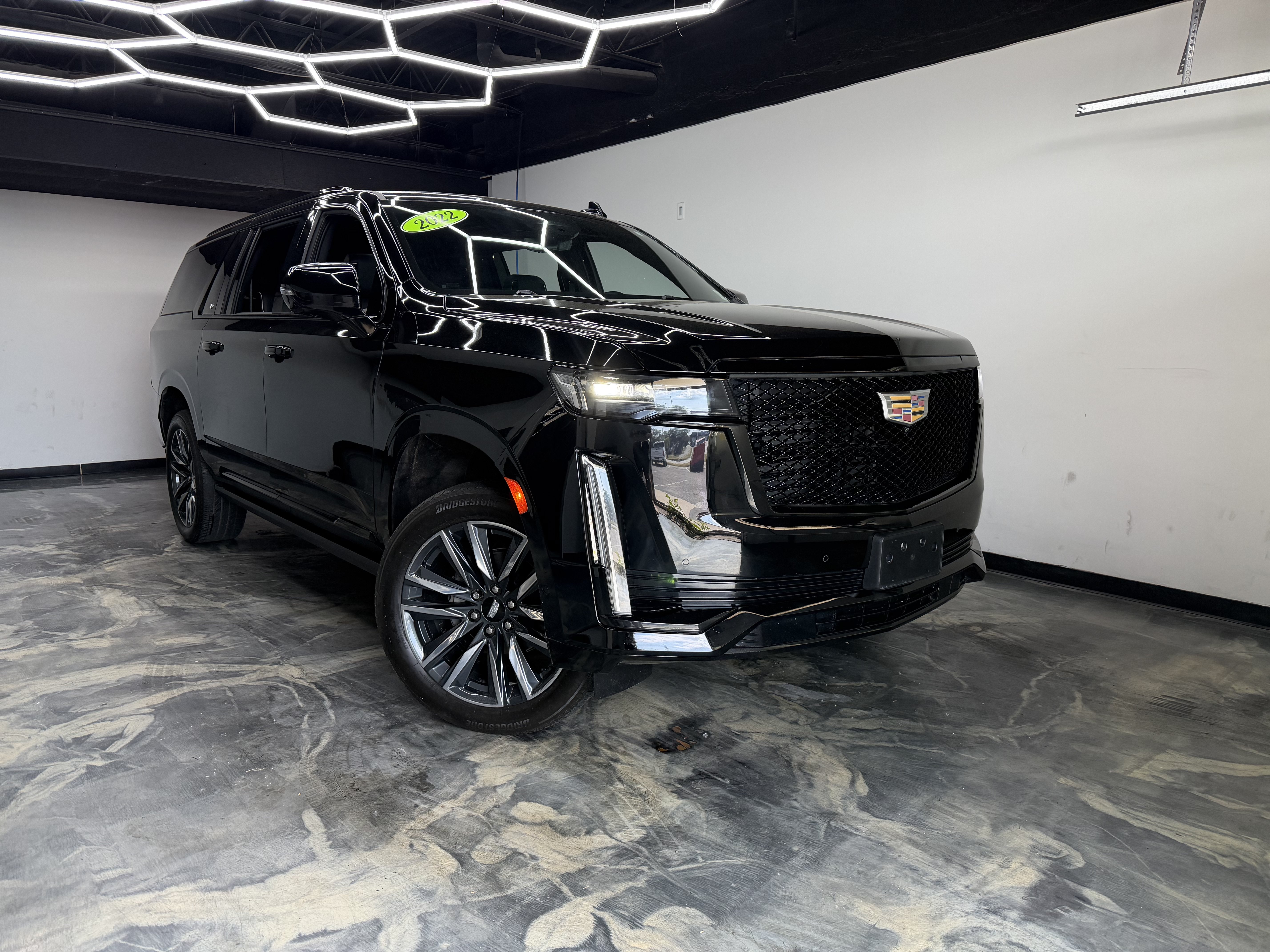 Used 2022 Cadillac Escalade ESV Sport w/ Touring Package AWD/4WD image 6