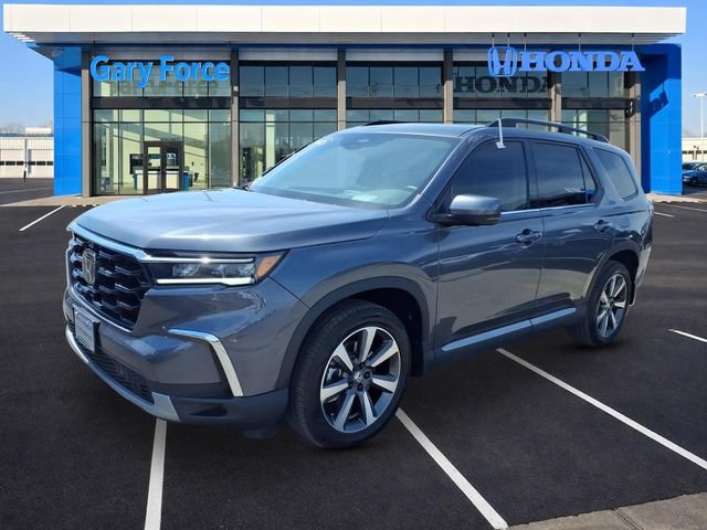 Used 2025 Honda Pilot Elite image 4
