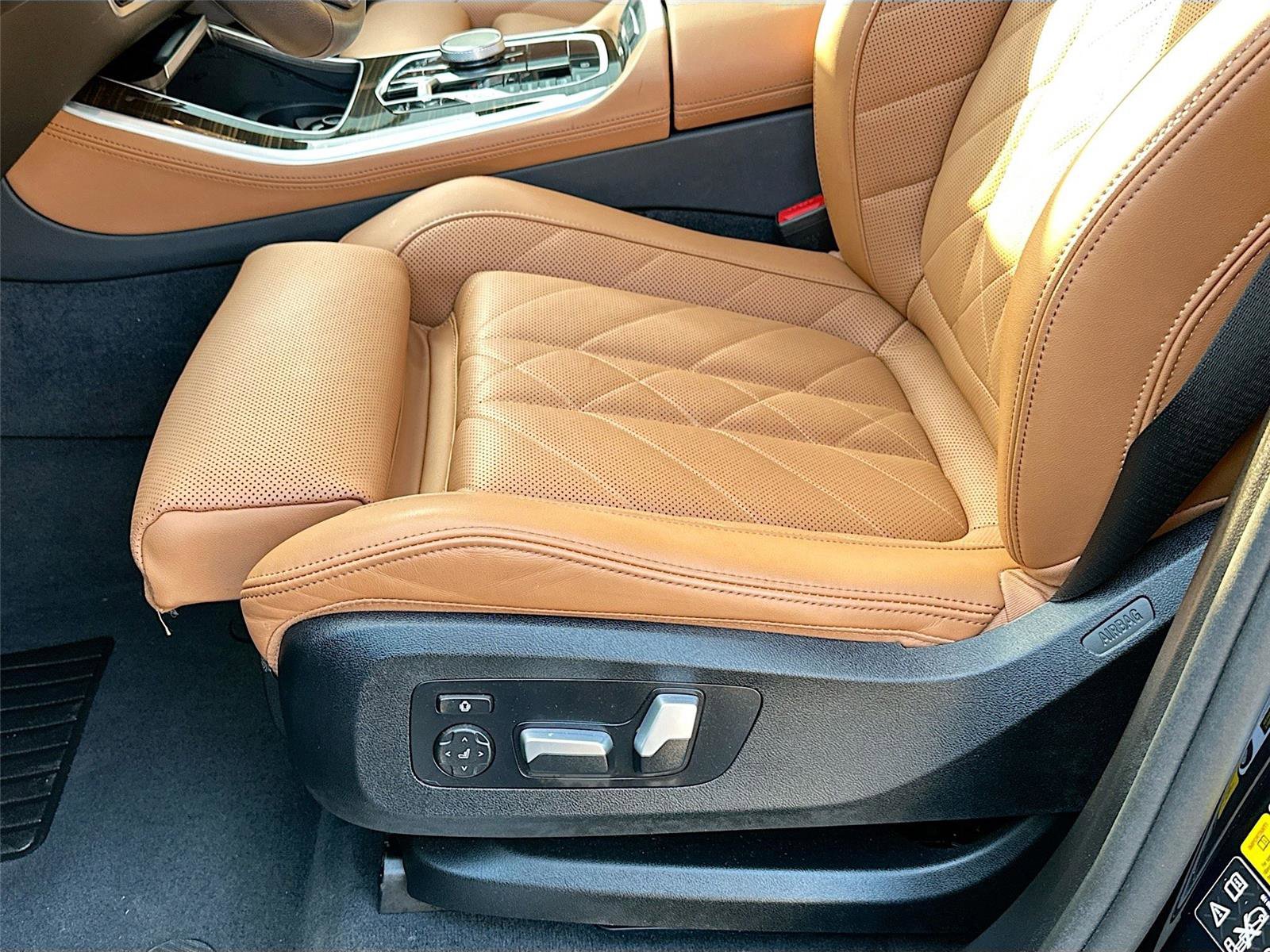 Certified 2024 BMW X5 xDrive40i w/ Parking Assistance Package image 19