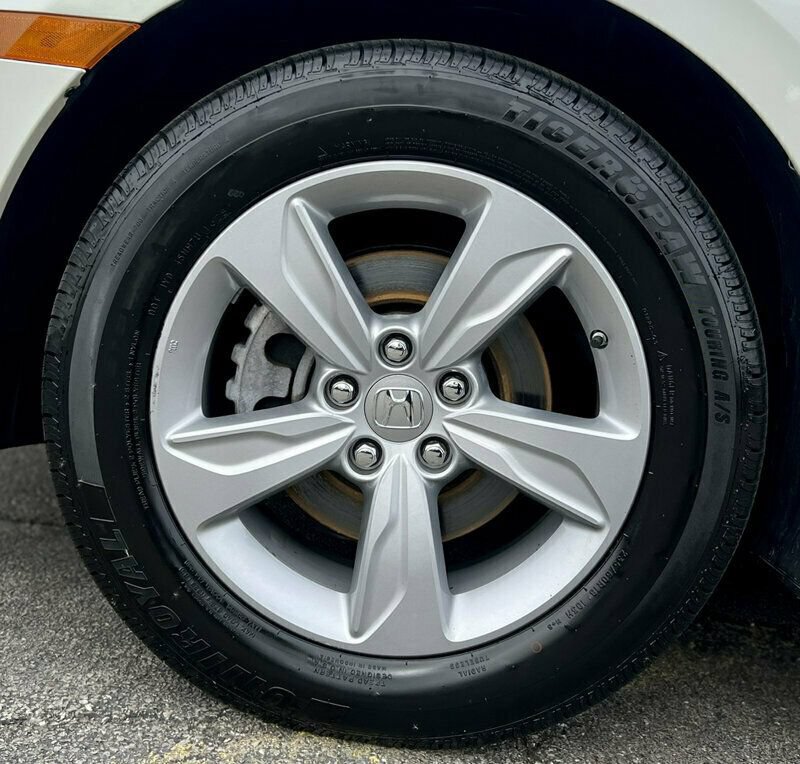 Used 2018 Honda Odyssey EX-L image 28