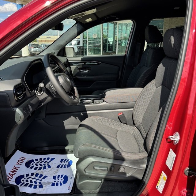 New 2025 Honda Pilot Sport image 10