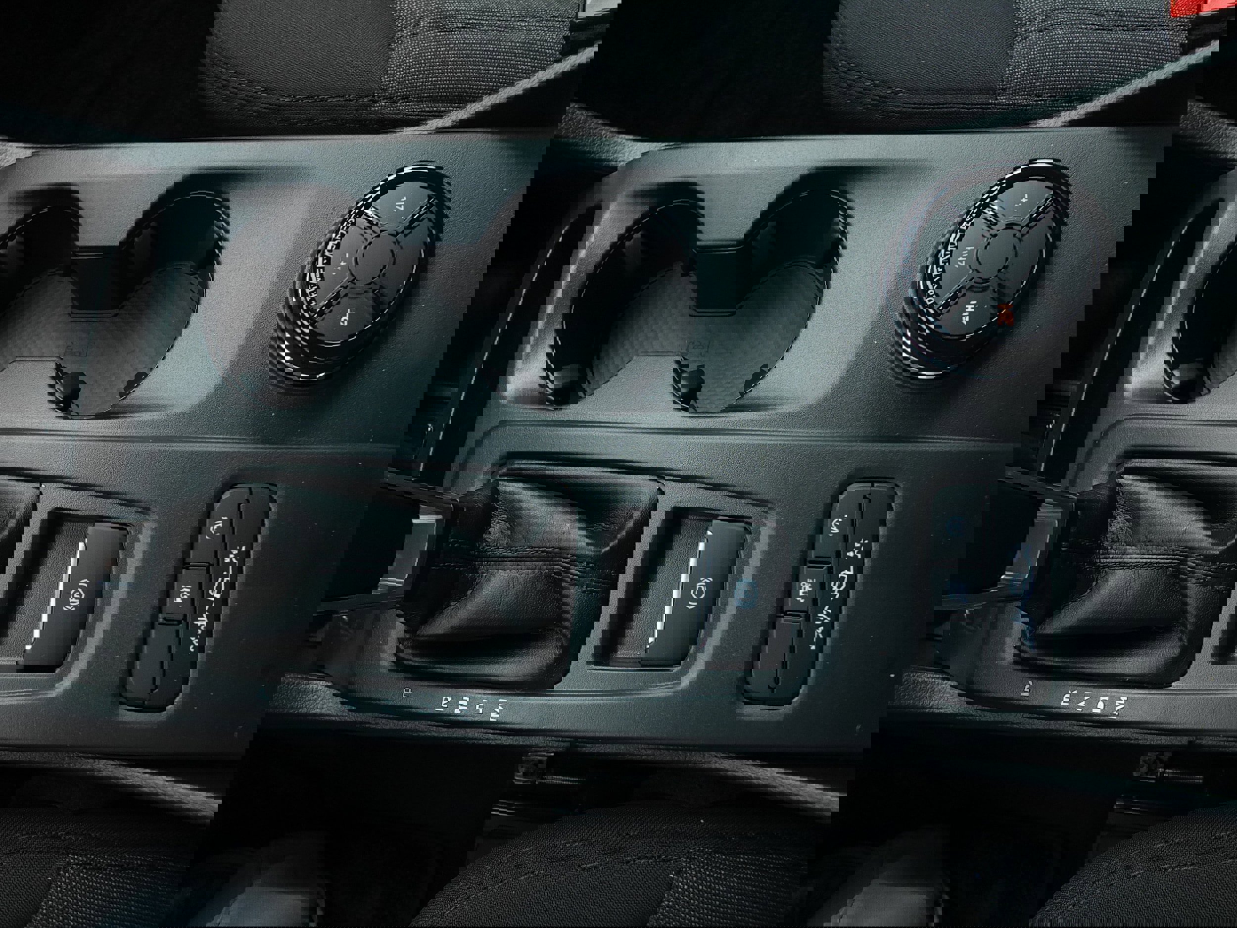 New 2025 Ford Ranger XLT w/ Equipment Group 301A High image 20