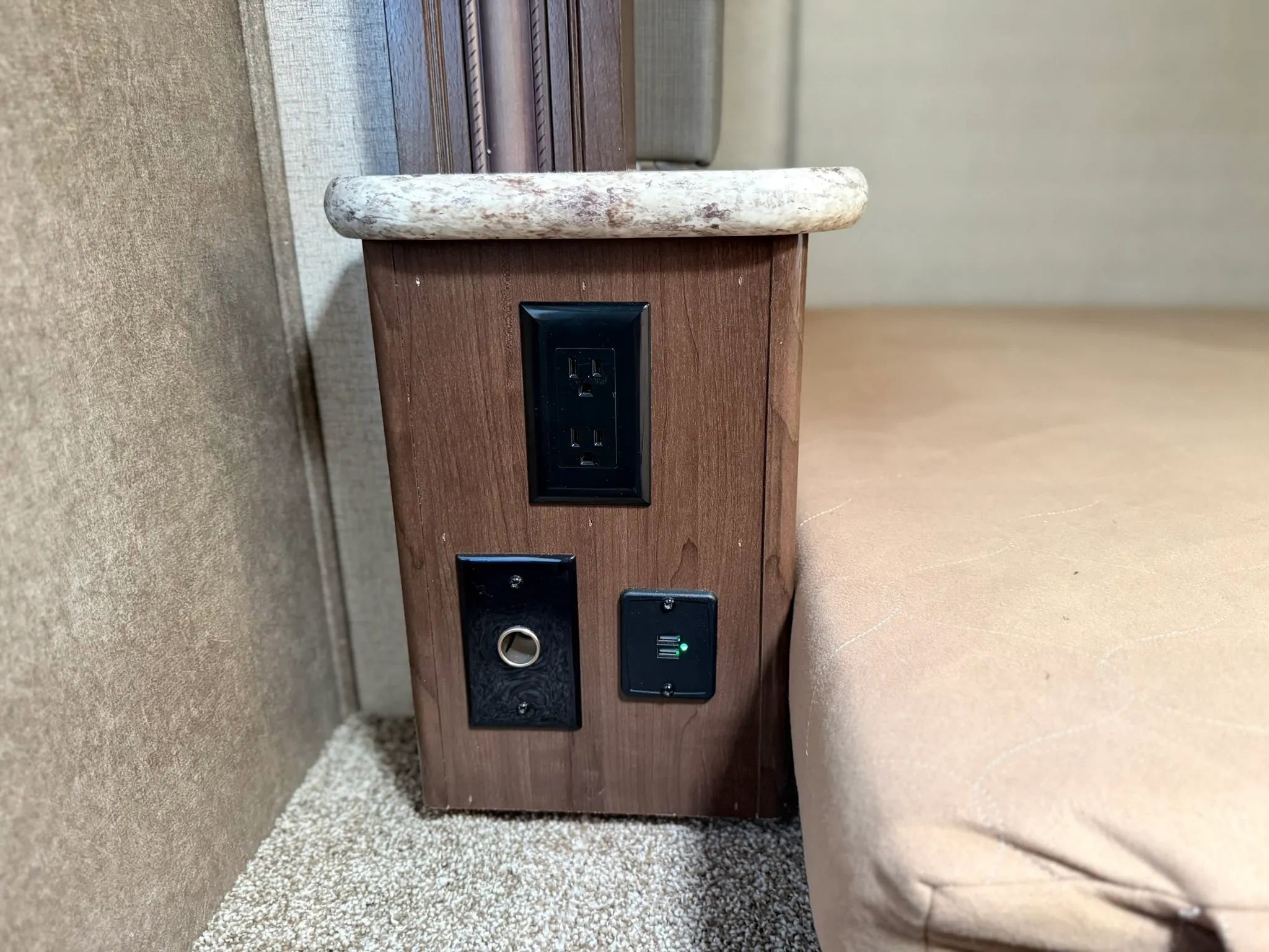Used 2019 Ford E-350 and Econoline 350 Super Duty w/ Motorhome Prep Package RWD image 24
