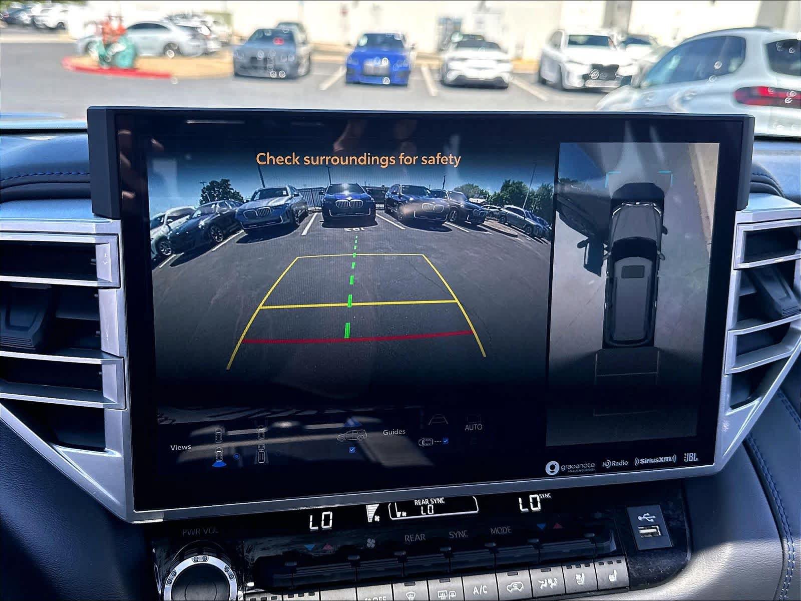 Used 2024 Toyota Sequoia Platinum AWD/4WD image 17