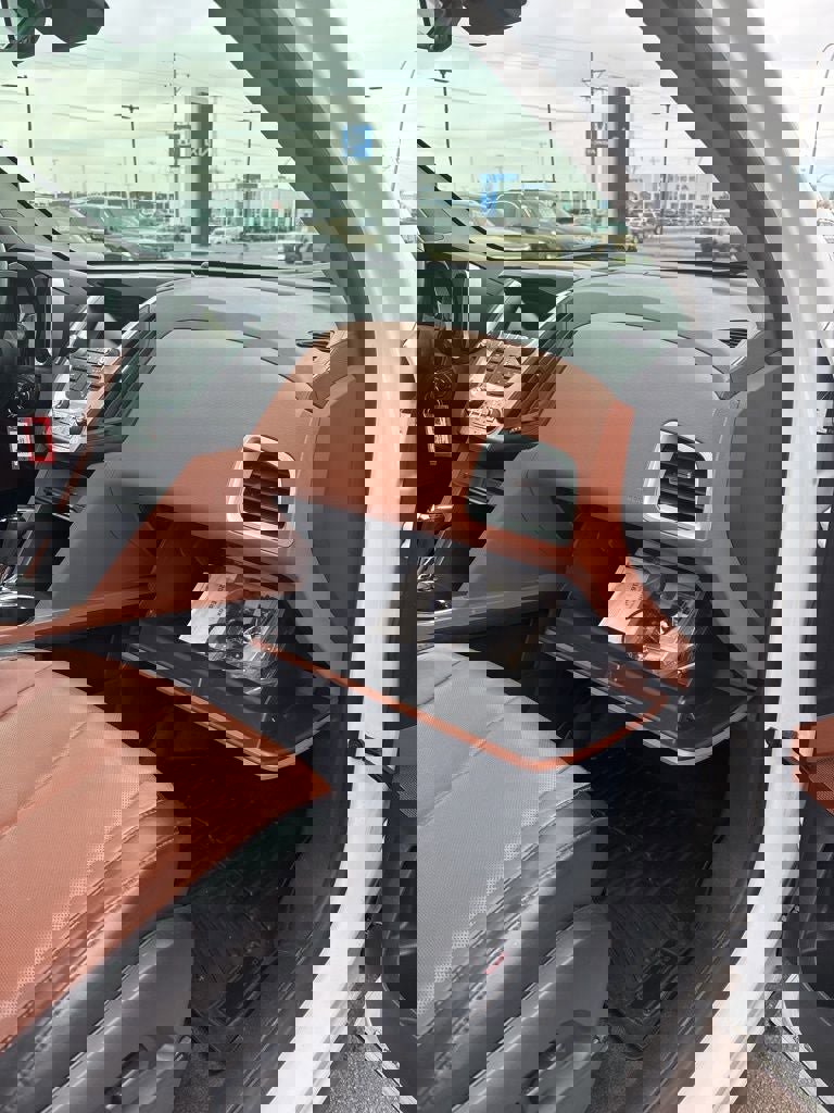 Used 2016 Chevrolet Equinox LTZ w/ Enhanced Convenience Package AWD/4WD image 32