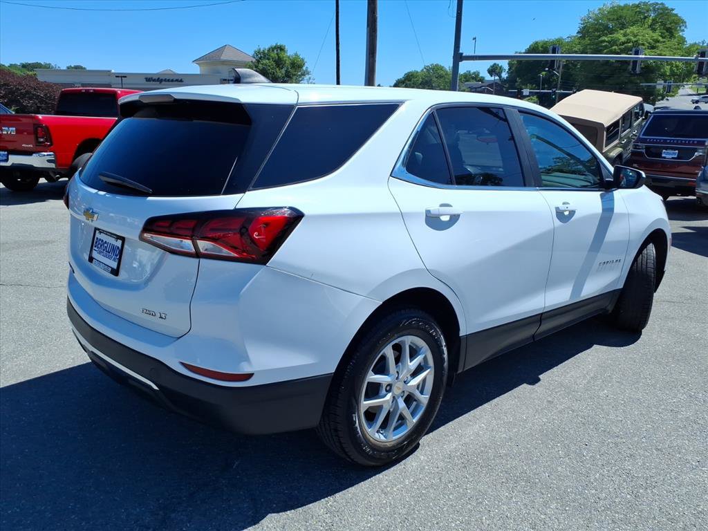 Used 2023 Chevrolet Equinox LT AWD/4WD image 4