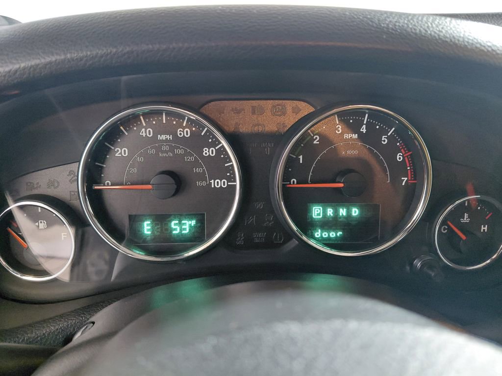 Used 2018 Jeep Wrangler Unlimited Sahara image 20