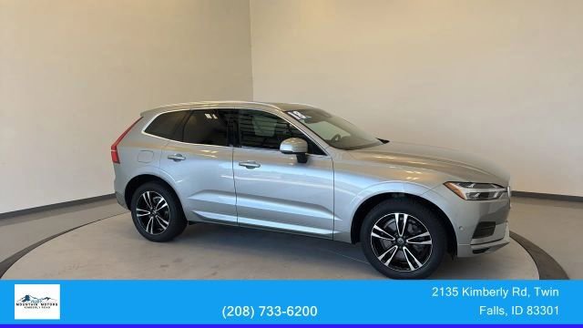 Used 2018 Volvo XC60 T6 Momentum w/ Vision Package AWD/4WD image 13