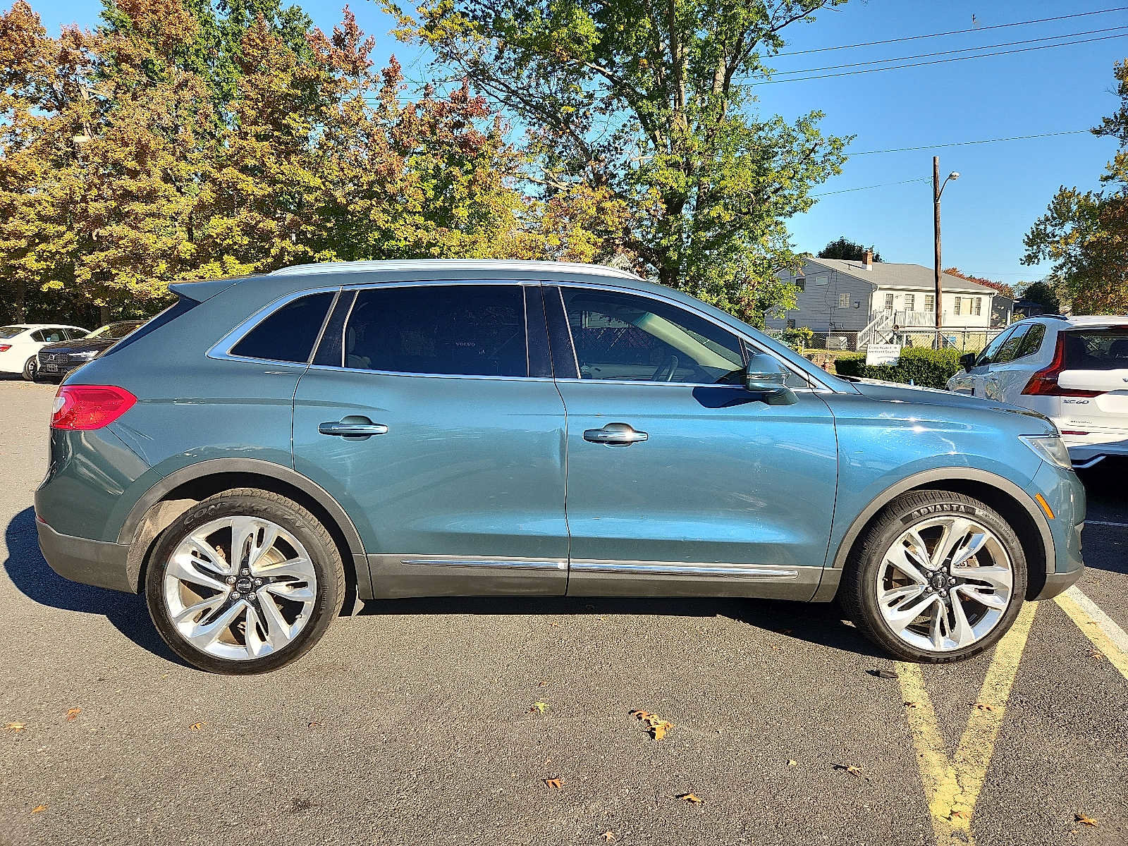 Used 2016 Lincoln MKX Reserve AWD/4WD image 7