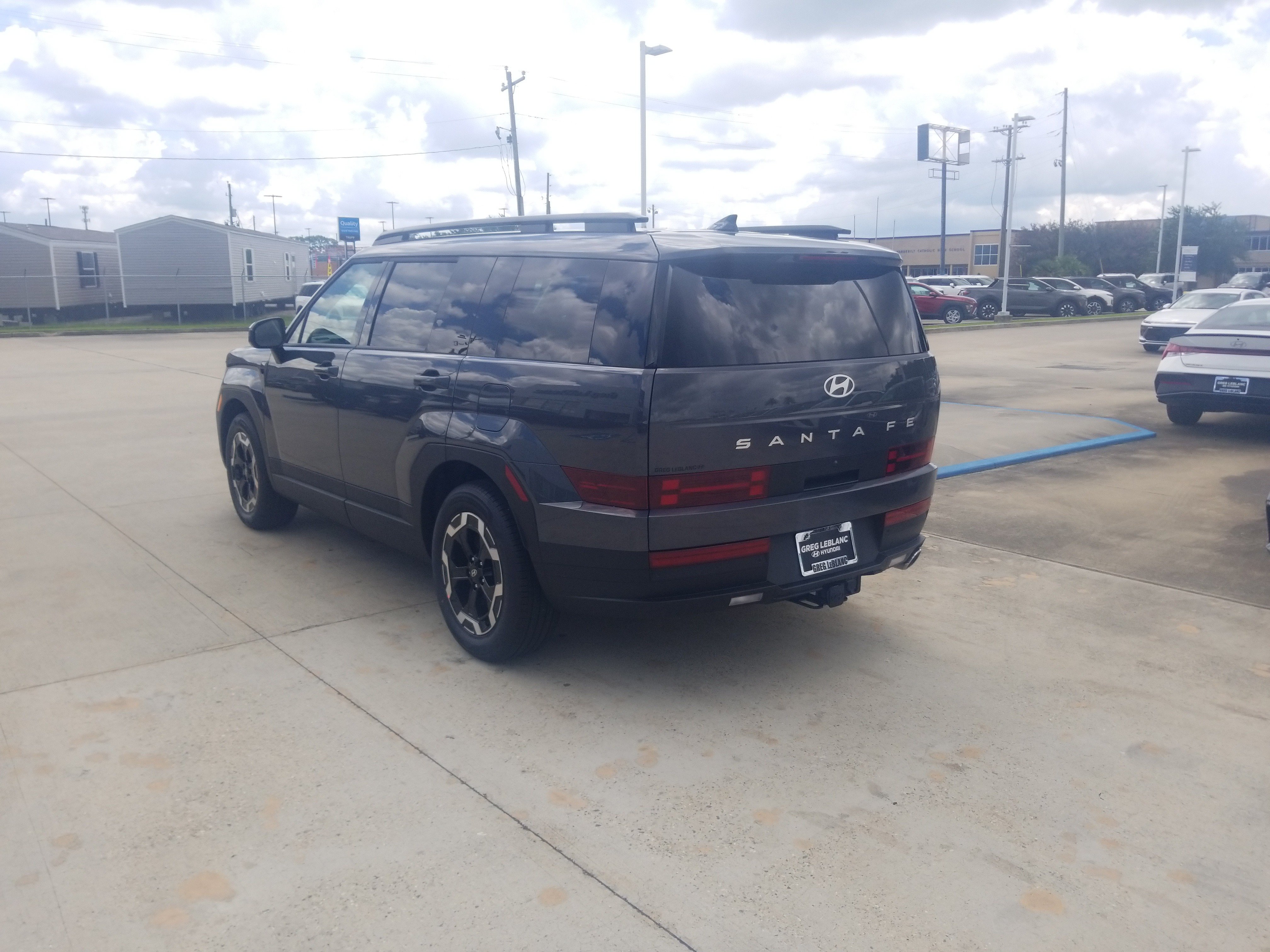 New 2026 Hyundai Santa Fe SEL w/ Tow & Go Package FWD image 5