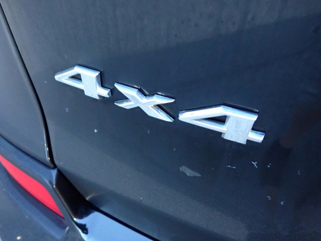 Used 2019 Jeep Cherokee Overland w/ Technology Group image 4