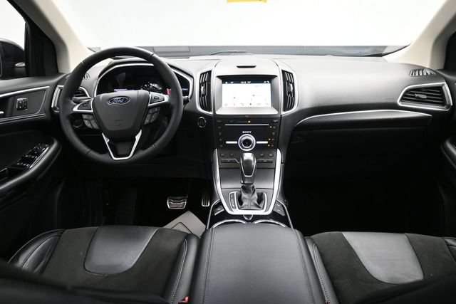 Used 2018 Ford Edge Sport w/ Equipment Group 401A AWD/4WD image 23