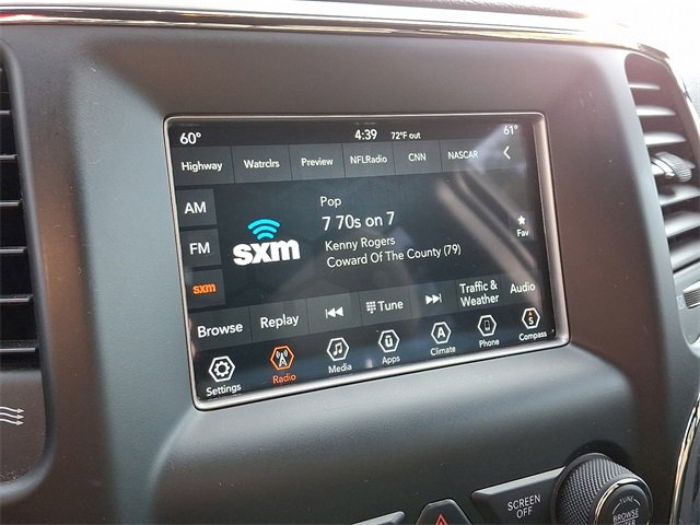 Used 2020 Jeep Grand Cherokee Laredo image 16