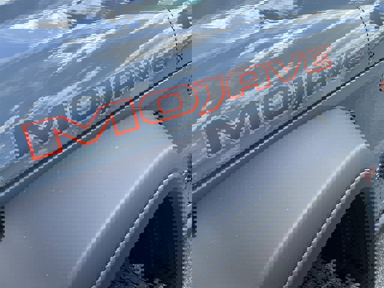 New 2025 Jeep Gladiator Mojave image 26