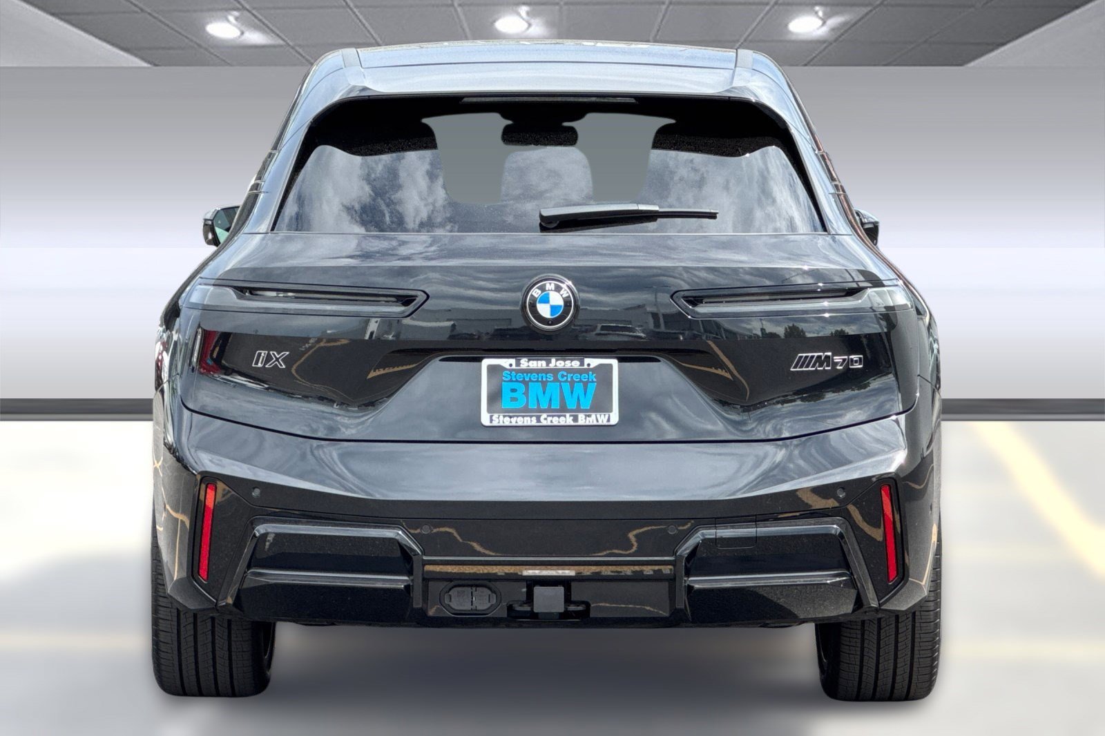 New 2026 BMW iX M70 image 9
