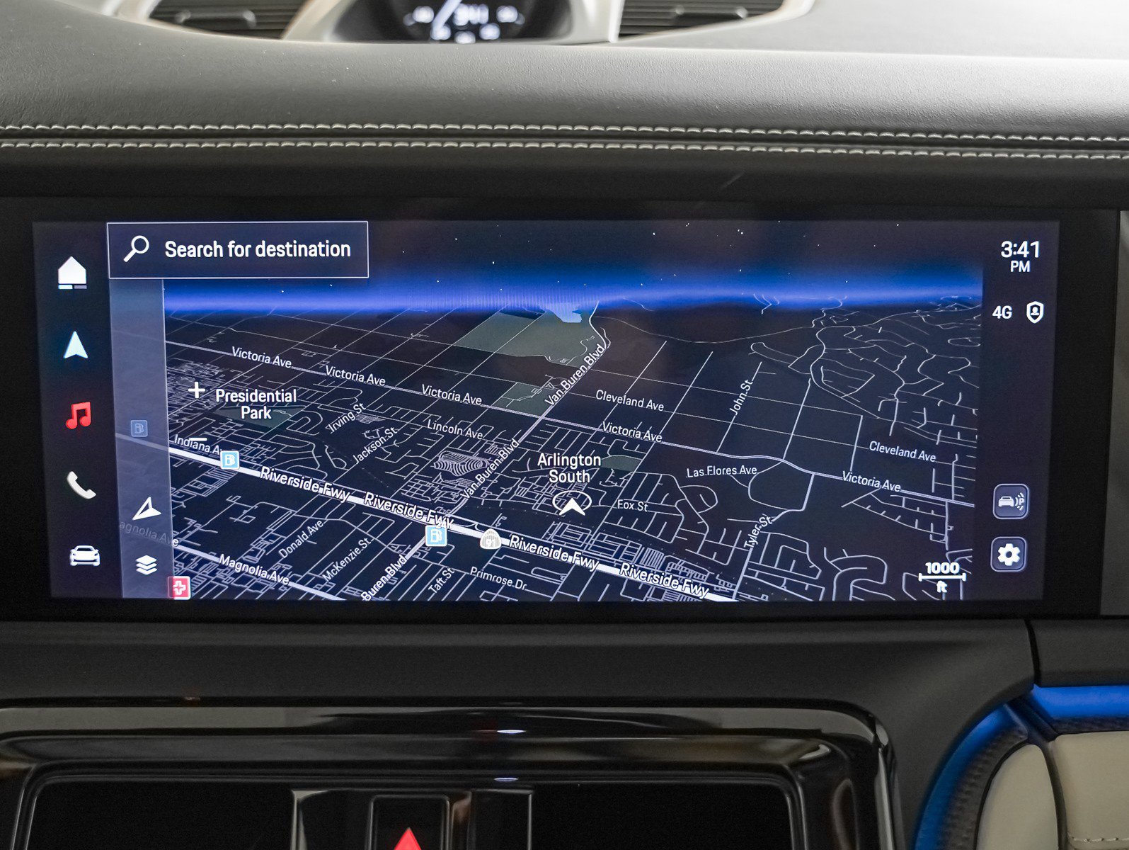 Certified 2025 Porsche Panamera 4S w/ Premium Package image 22