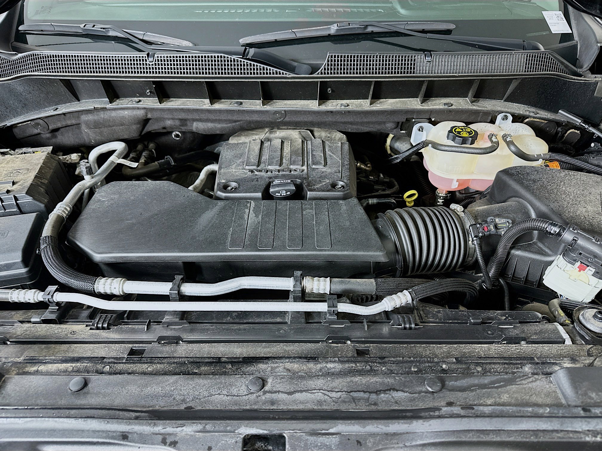 Used 2023 Chevrolet Silverado 1500 LT AWD/4WD image 32