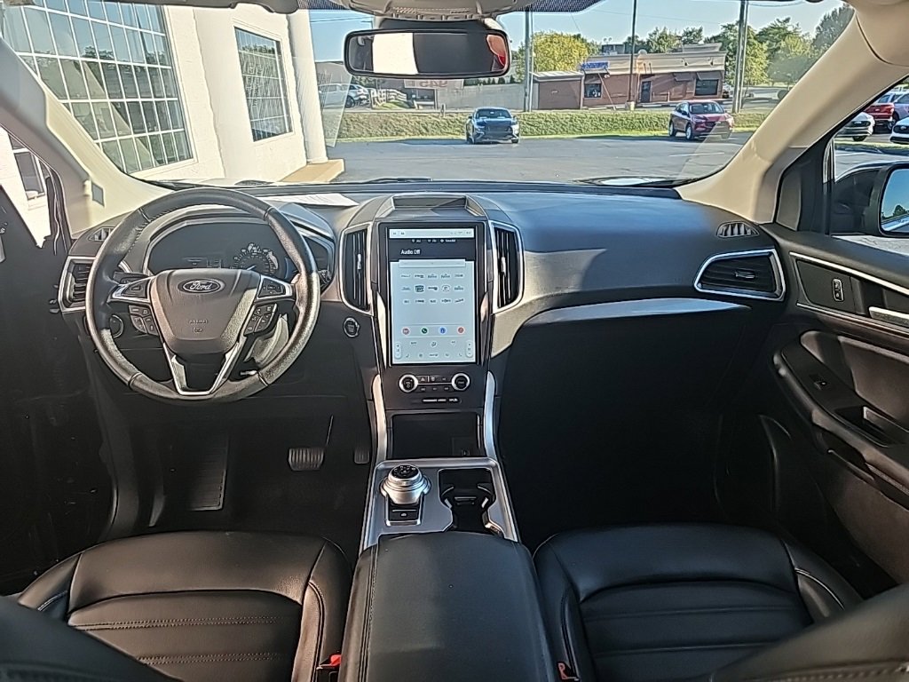 Used 2024 Ford Edge SEL image 12