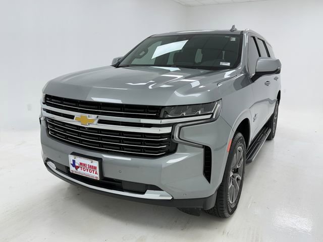 Used 2024 Chevrolet Tahoe LT w/ Luxury Package RWD image 4