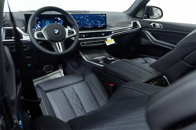 New 2026 BMW X7 M60i image 24