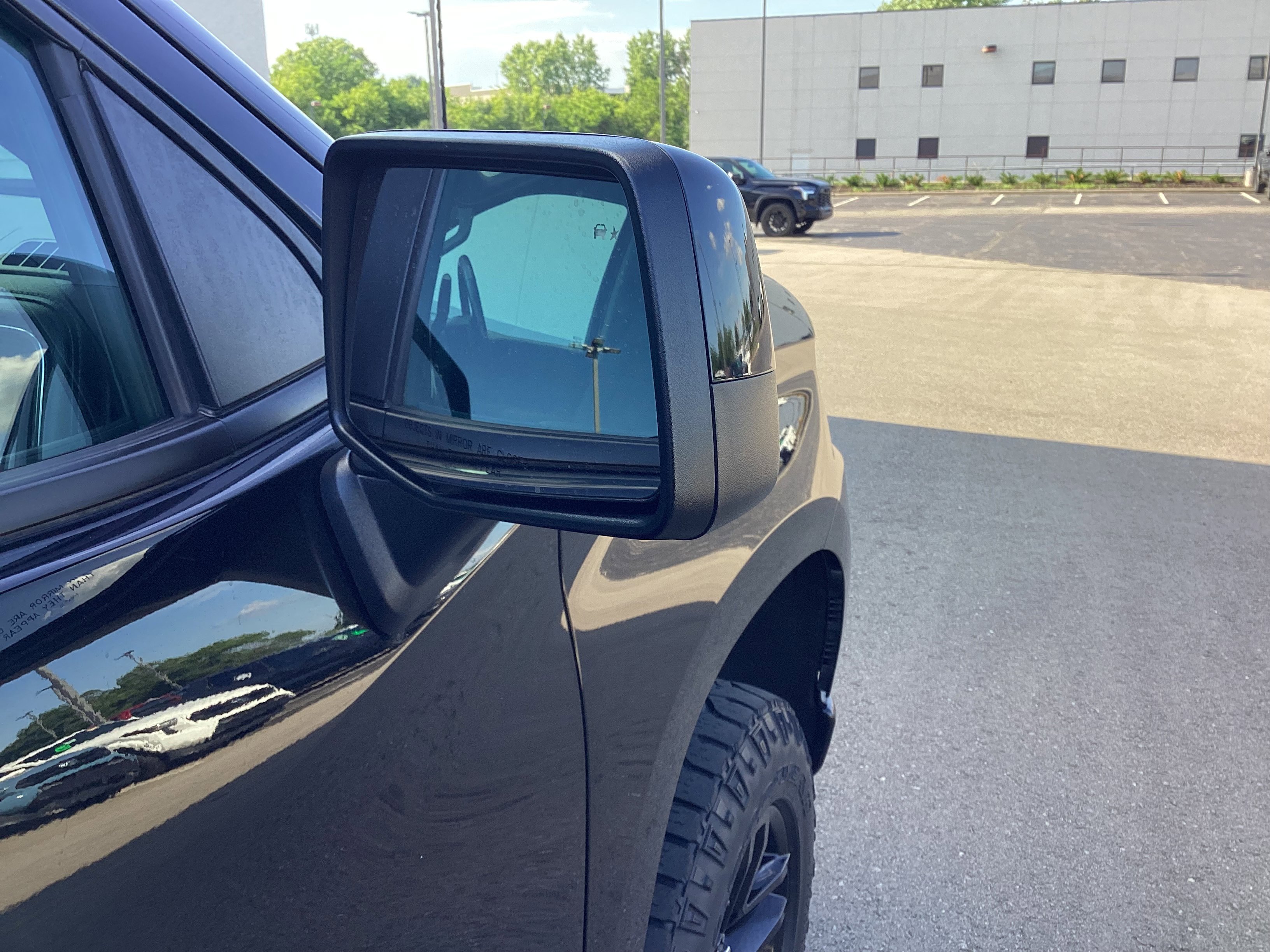 Used 2020 Chevrolet Silverado 1500 LT Trail Boss AWD/4WD image 26