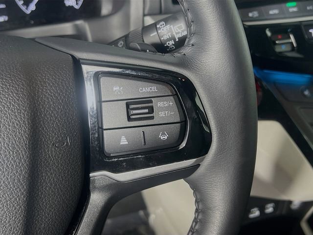 Used 2025 Honda Odyssey Touring image 18