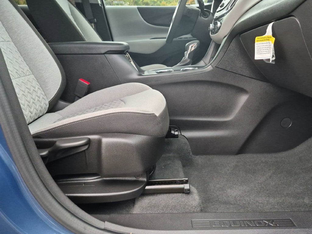 Certified 2024 Chevrolet Equinox LS AWD/4WD image 26