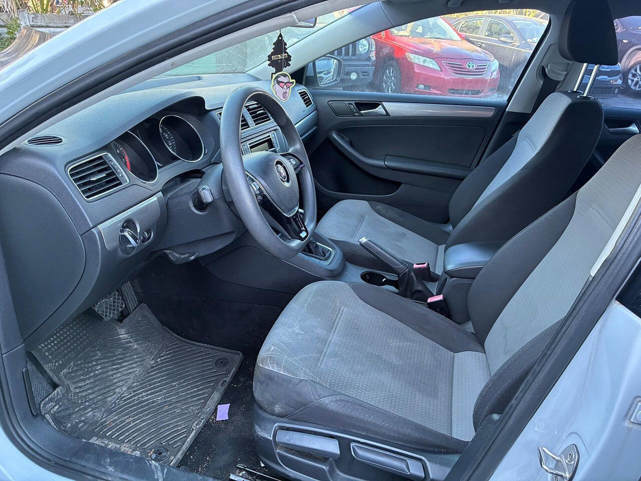 Used 2018 Volkswagen Jetta S FWD image 10