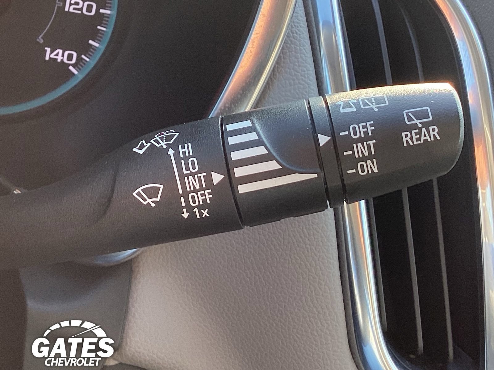 Used 2024 Chevrolet Equinox LS FWD image 23