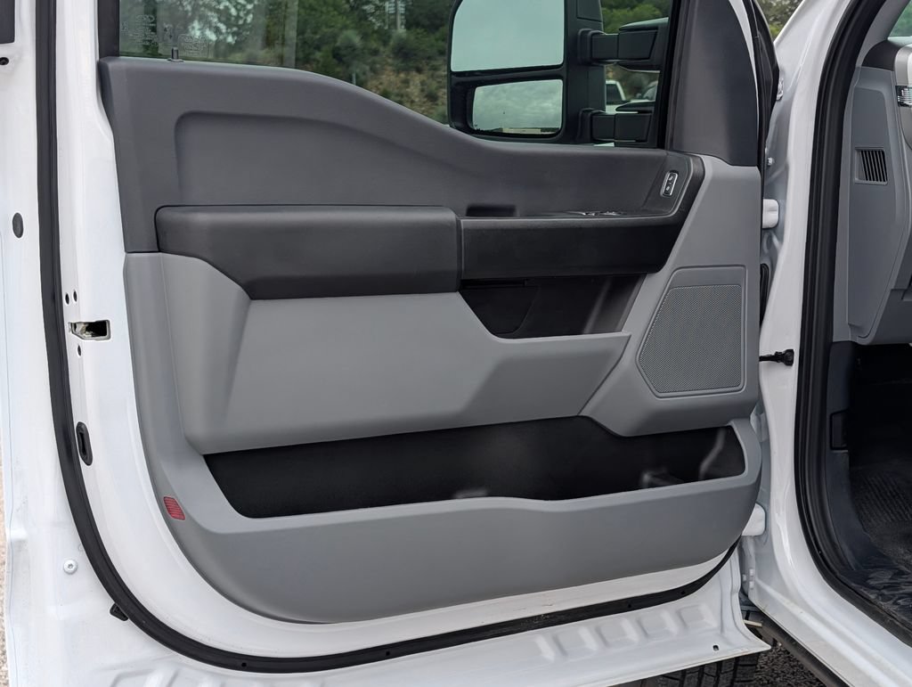 Used 2026 Ford F250 XL w/ XL Chrome Package RWD image 20