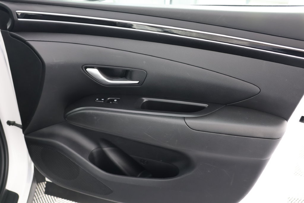 Used 2024 Hyundai Tucson SE AWD/4WD image 25