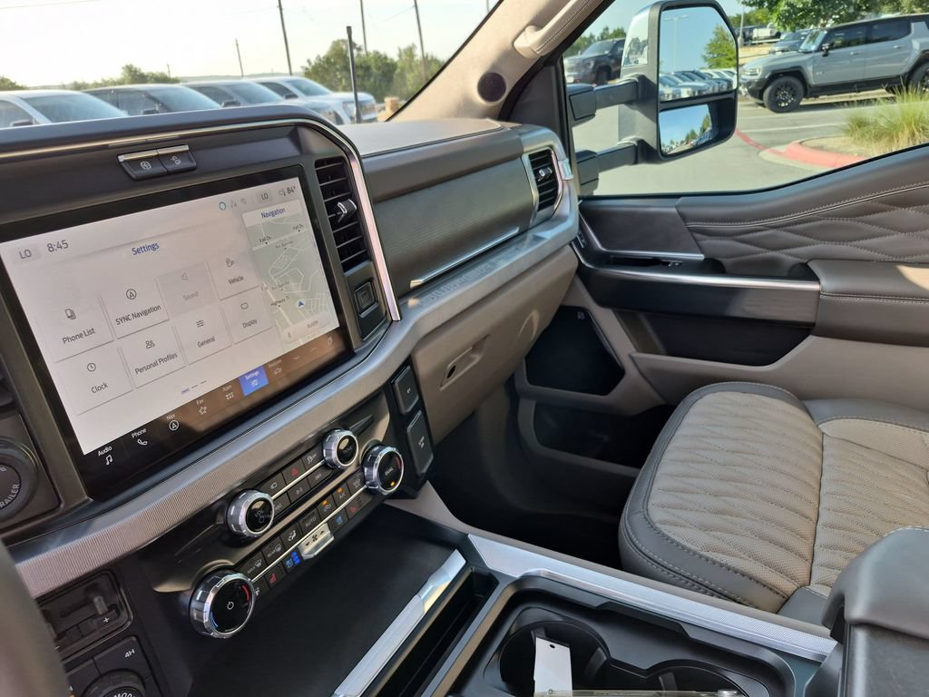 Used 2025 Ford F250 Platinum w/ Platinum Plus Package AWD/4WD image 27
