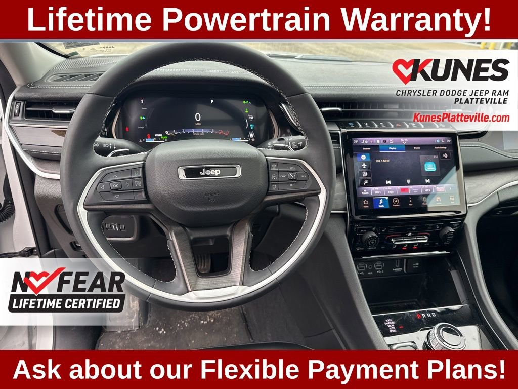 Used 2023 Jeep Grand Cherokee 4WD 4xe image 15