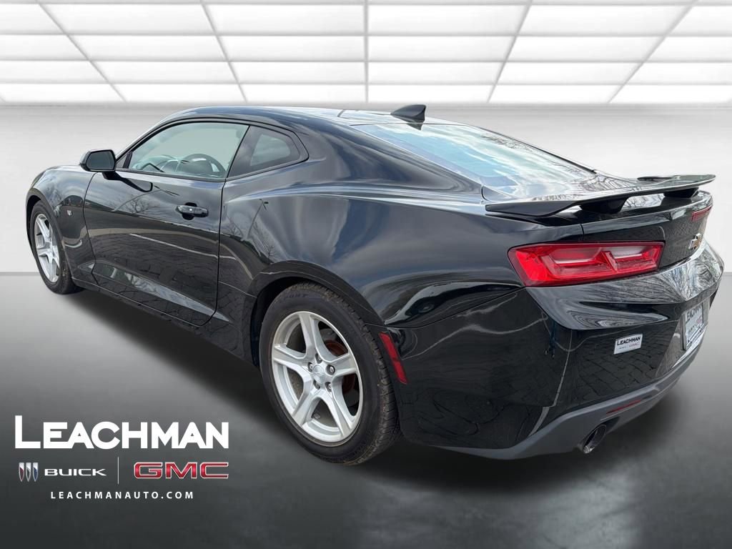 Used 2017 Chevrolet Camaro LT image 5