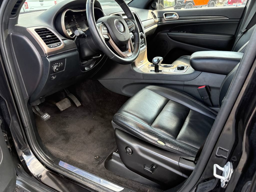 Used 2015 Jeep Grand Cherokee Limited AWD/4WD image 14